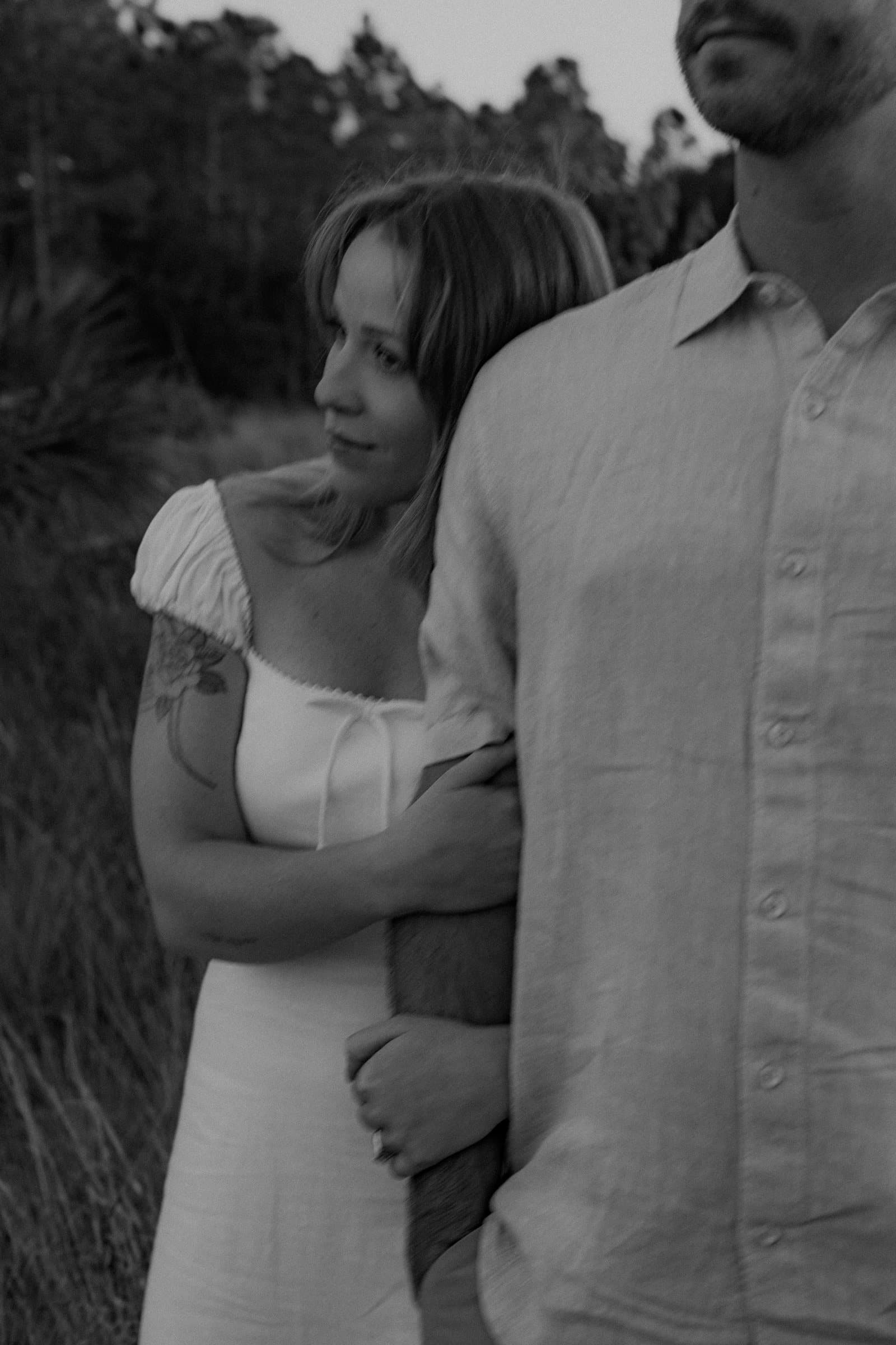 Natural couples photography session image 2