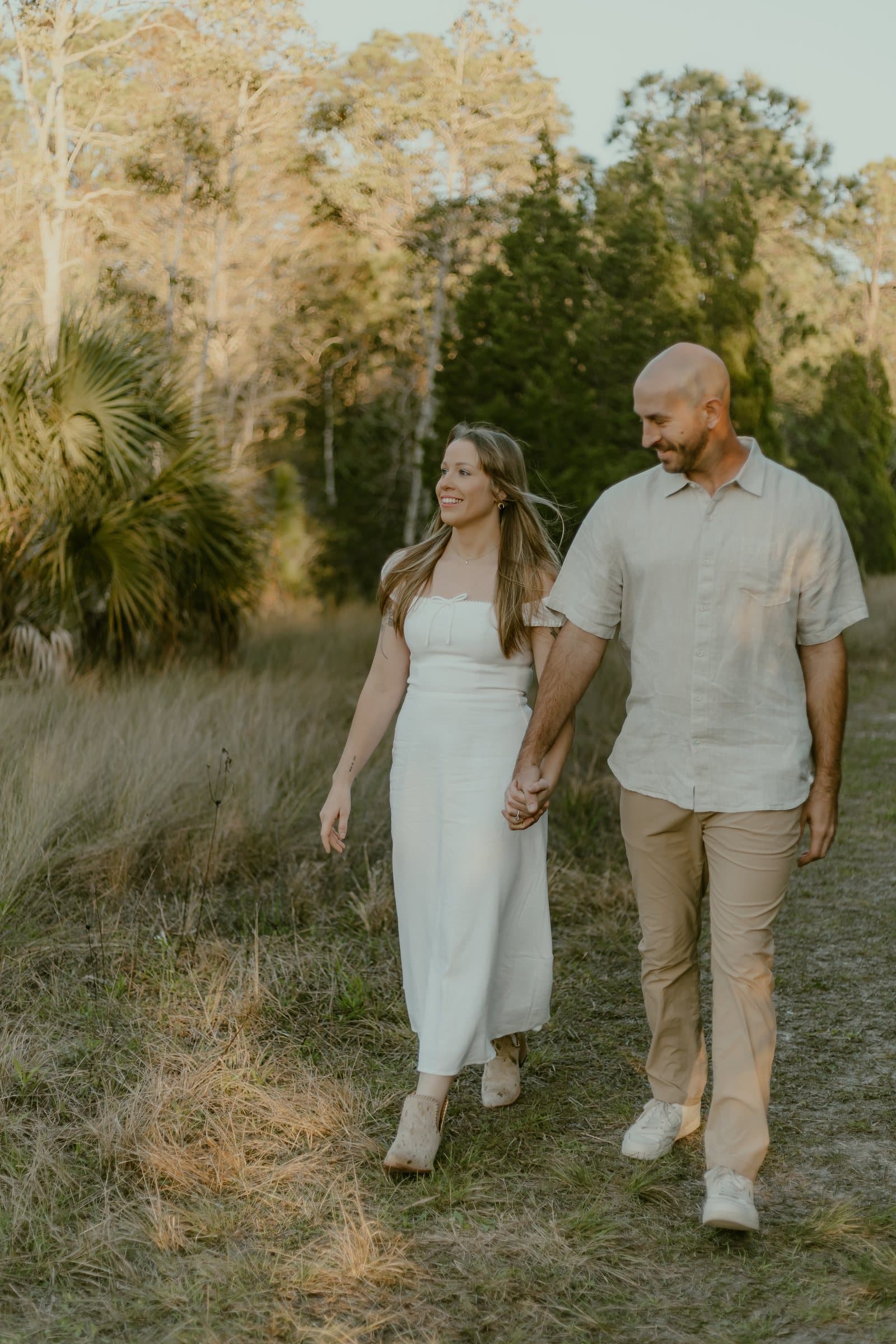 Natural couples photography session image 10