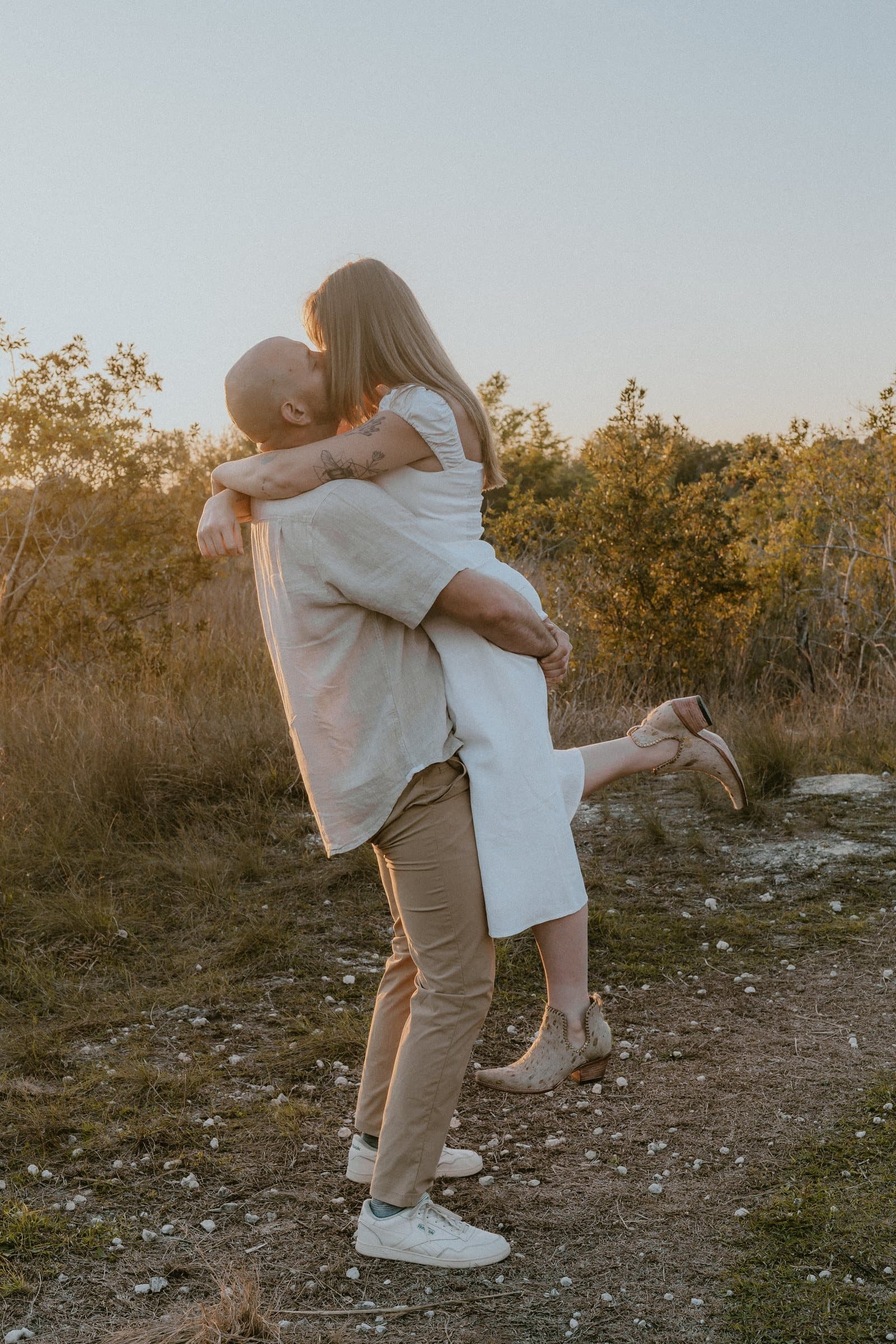 Natural couples photography session image 16