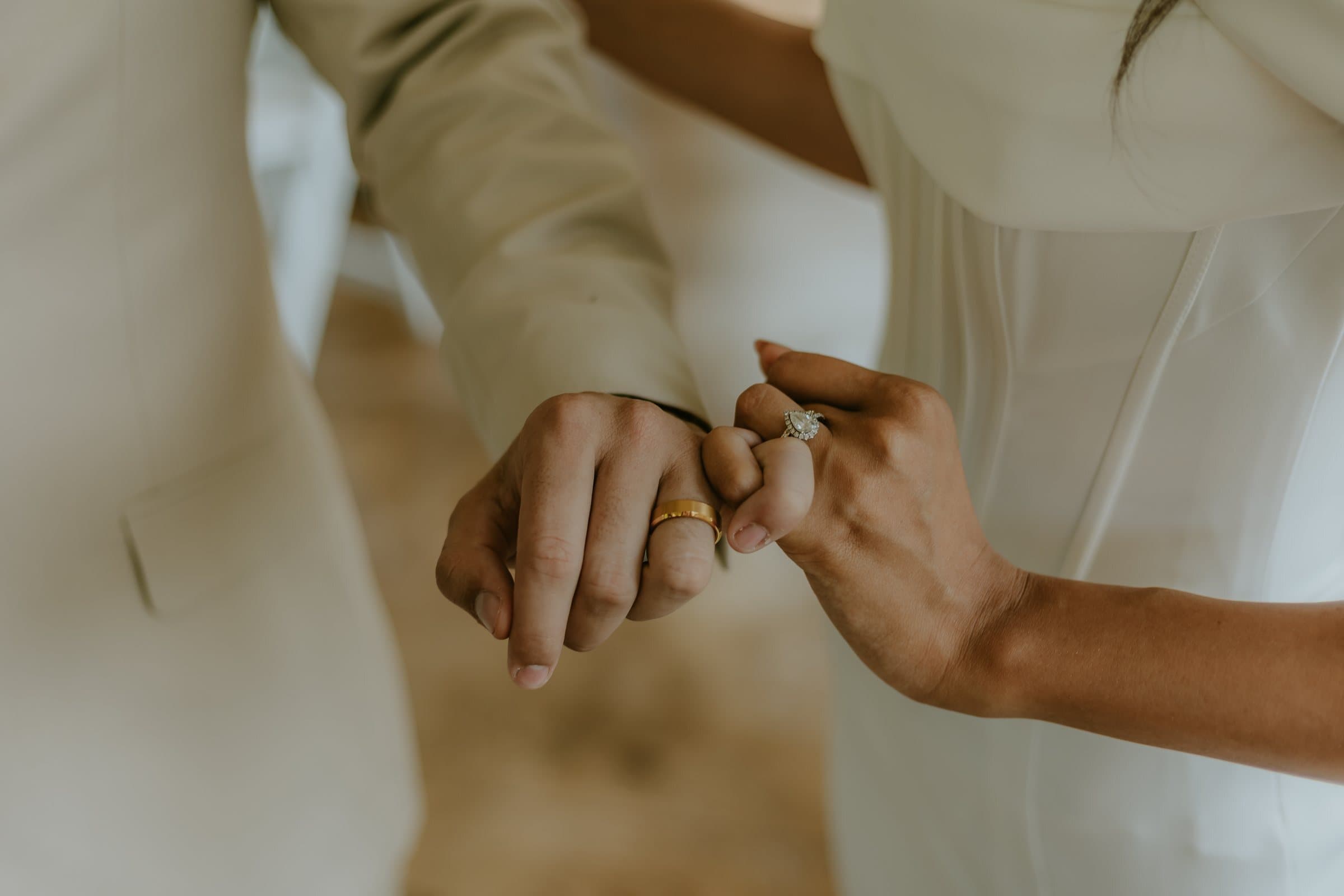 Intimate Florida wedding photograph 12